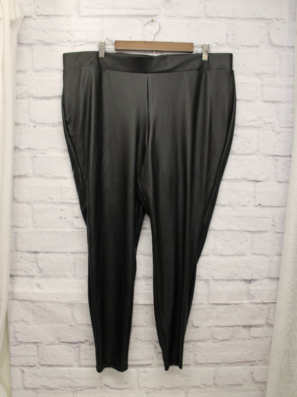 Torrid Plus 3X Black Faux Leather Pull On Leggings Casual Dressy Fall Spring